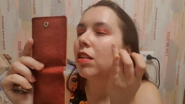 Красный макияж пигментами/рассыпчатыми тенями. смотреть онлайн