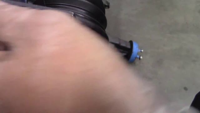 la manera mas facil de instalar la bota de un cv axle смотреть онлайн