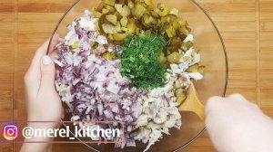 Очень быстрый салат с копчёной рыбкой | Рецепт