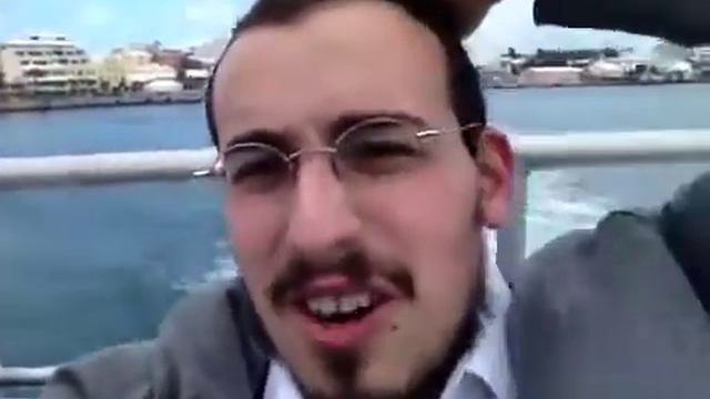 En Bermudas pescando Judíos y... Kipot смотреть онлайн