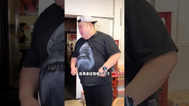 打卡成都街頭網紅蹄花店！ 一口氣點30隻蹄花香辣Q彈，肥而不膩一整根嗦著吃真過癮【樱木花胖】