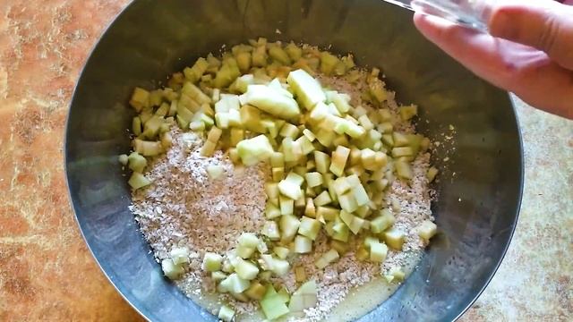 Ароматное печенье из овсяных хлопьев с кусочками яблок ? Oatmeal cookies with apples смотреть онлайн