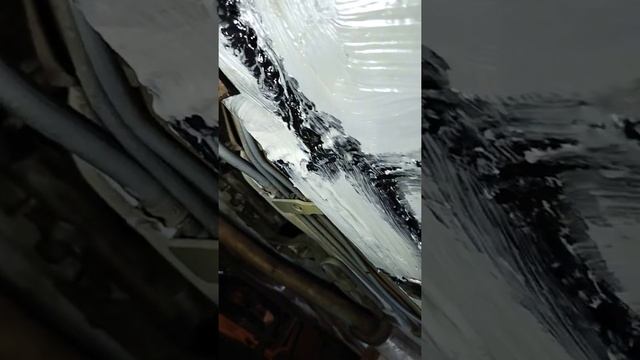 30.05.22г  продолжение левая сторона кузовной герметик под кисть Jet Pro 5592