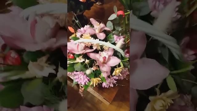 Цветы на День рождения смотреть онлайн