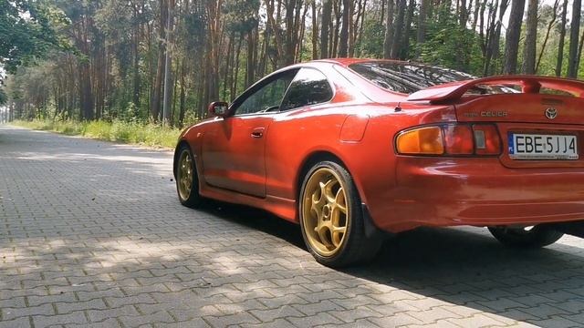 Toyota Celica VI 2.0 GT смотреть онлайн
