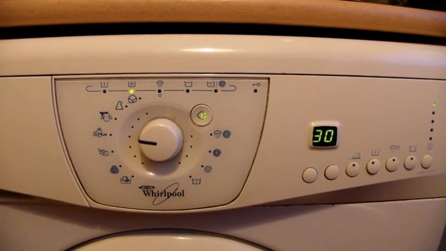 Whirlpool AWM6100 не стартует смотреть онлайн