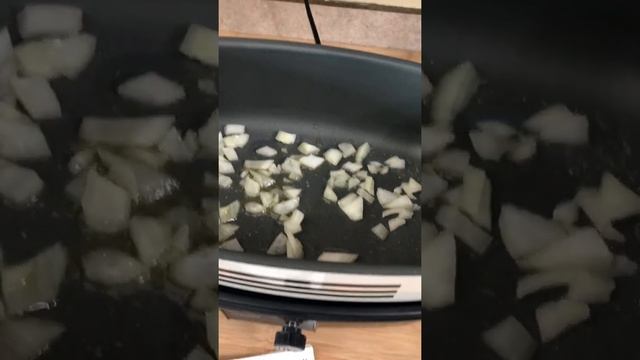 Does It Work? Why Yes It Does! West Bend 4 Quart Vintage Slow Cooker смотреть онлайн