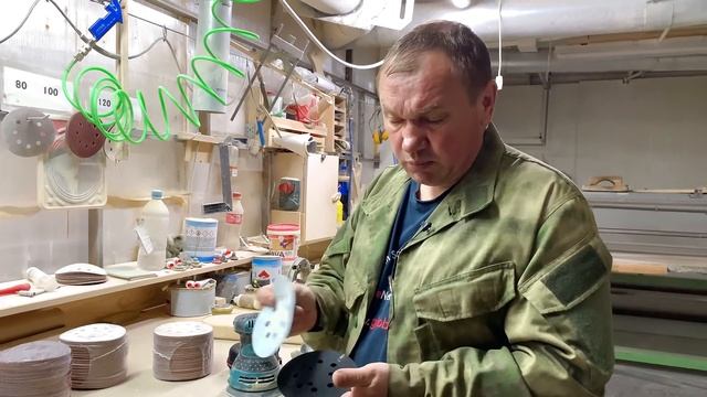 Подошва (опорная тарелка) и шлифовальные круги для шлифмашин (125 мм) Makita смотреть онлайн