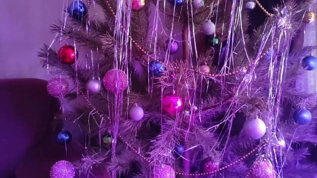 Нашей ёлочке мы говорим "До свидания"🌲🖐️😄 смотреть онлайн