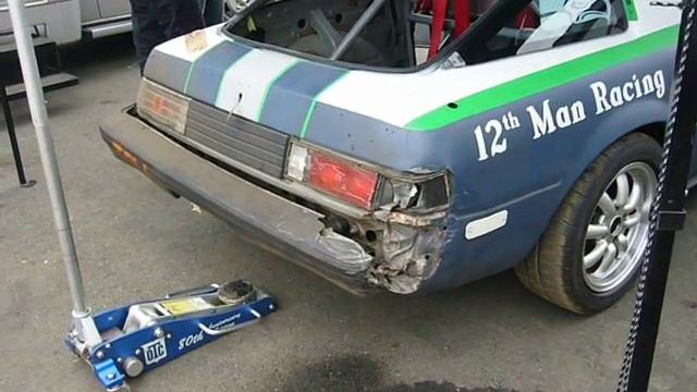 24 Hours of LeMons 1985 Mazda RX-7 FB '12th Man Racing' Goes Brap Brap смотреть онлайн