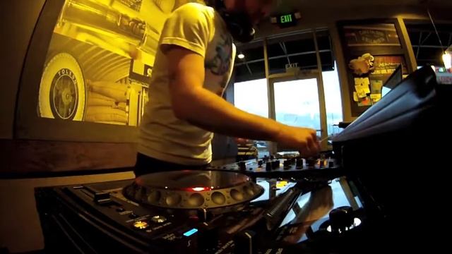 Aqualux chill live DJ set 4-18-13 Pioneer CDJ2000nxs DJM2000 смотреть онлайн