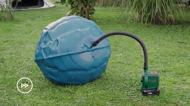 Praktisk oppustning med Bosch EasyInflate 18V-500 batteridrevet luftpumpe смотреть онлайн