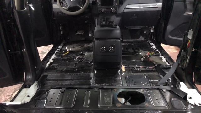 Mitsubishi Pajero IV шумоизоляция. Волей-неволей хочется комфорта в неограниченном количестве смотреть онлайн