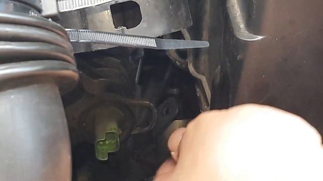 HOW TO REPLACE COOLANT TEMPERATURE SENSOR ON PEUGEOT 307