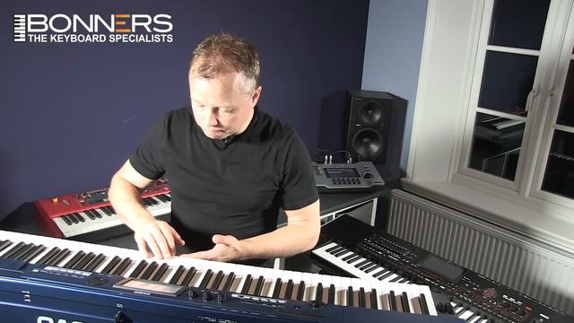 Casio PX560 Stage Piano Demonstration Buyers Guide Amazing!!! смотреть онлайн
