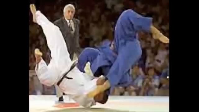 Shinohara Vs Douillet ANALYSED !!! — 2000 Sydney Olympic Judo +100kg Final