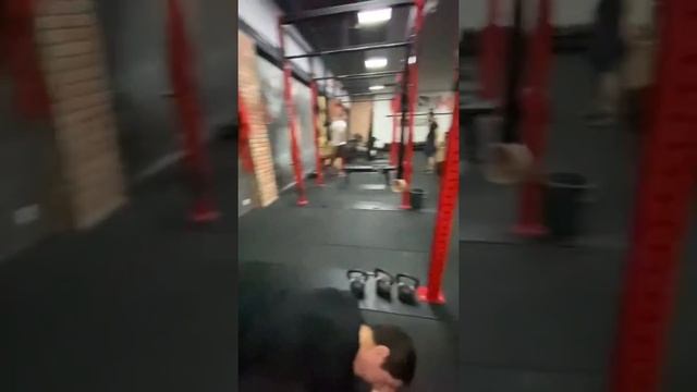 CrossFit. Как стать самым сильным? Небольшая зарисовка о моем любимом виде спорта. смотреть онлайн