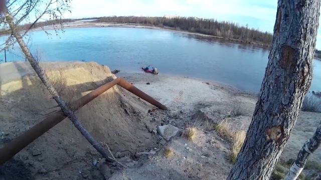 Новый Уренгой, Река Седэ Яха каякинг около Серафимовской церкви смотреть онлайн