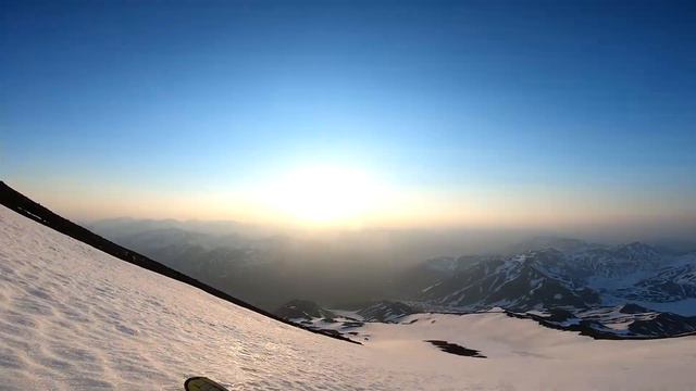 Камчатка. Спуск на лыжах с Вилючинского вулкана смотреть онлайн