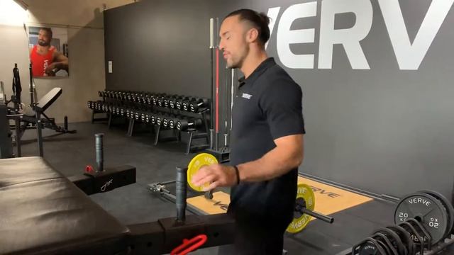 VERVE Reverse Hyperextension смотреть онлайн