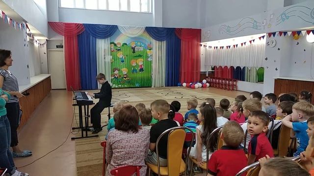 Выступление в д/с 258. Кума. Русская народная песня. Обработка Ан. Александрова смотреть онлайн