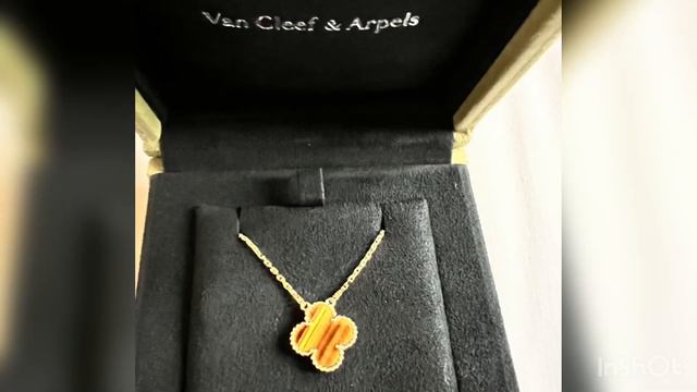 Van Cleef and Arpels tigers eye Alhambra gold necklace. Another birthday gift from hubby. смотреть онлайн