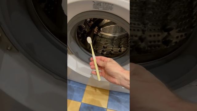 Как почистить резинку в машинке | Лайфхаки от Нечетова | nechetoff | ПОДПИШИСЬ ⬇️? #Shorts смотреть онлайн