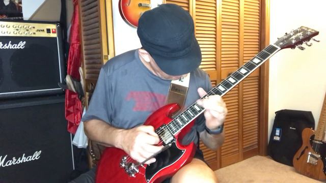 GREAT affordable Harley Benton DC 580 CH vintage series style guitar for beginner to pro! смотреть онлайн