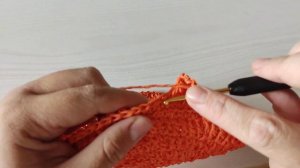 ПЕРВЫЙ И ПОСЛЕДНИЙ РАЗ ВЯЗАЛА ИЗ РАФИИ... МК панама (лето еще не кончилось).