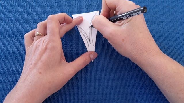 Как вырезать красивую снежинку из бумаги на Новый год. Узоры для снежинок. Paper snowflake !! смотреть онлайн