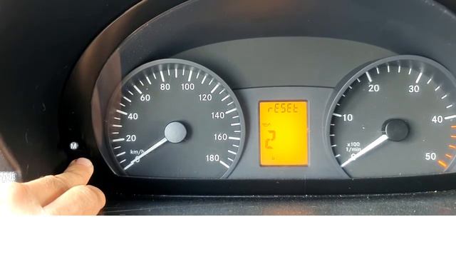 Kasowanie inspekcji, oleju Mercedes Sprinter 319 cdti смотреть онлайн