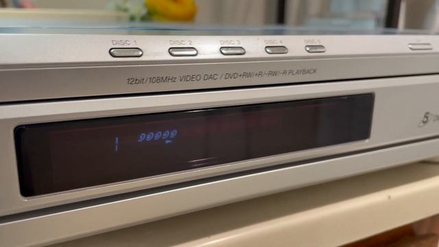 Sony DVP-NC80V 5 Disc DVD/CD Player Carousel Changer - SILVER смотреть онлайн