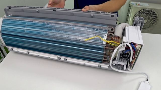 Кондиционер Royal Clima Perfetto RCI-PF40HN. Обзор