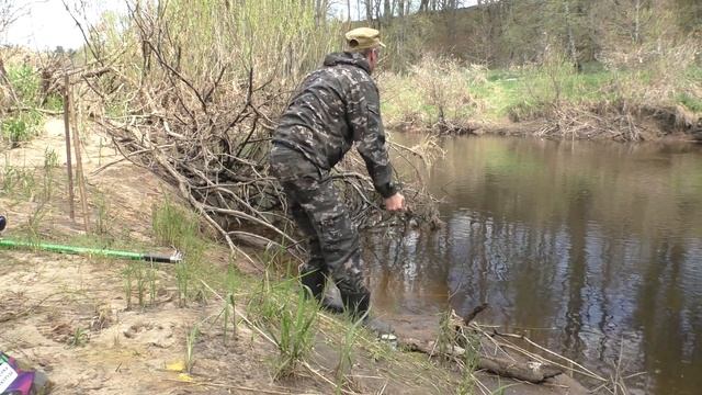 РЫБАЛКА на поплавочную удочку. КРАСИВО и ПРОСТО ловить именно так! смотреть онлайн