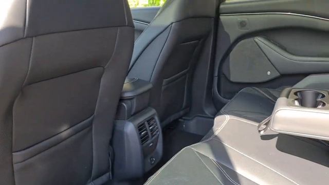 Mustang Mach-e X Premium 100 кВт смотреть онлайн