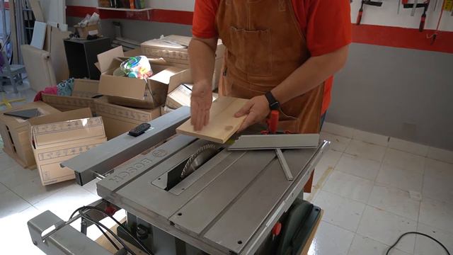 News #2 - Stuff, Shelves, Future projects, Router table update and a small tutorial смотреть онлайн