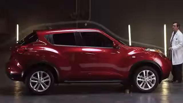 Amber Seyer vs Nissan Juke v.2 смотреть онлайн