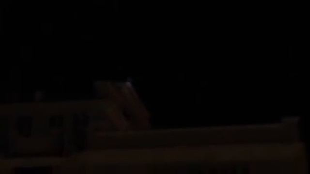 Мужчина залез на драмтеатр смотреть онлайн