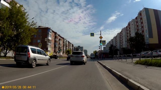 Поездка на работу на электросамокате KUGOO M4 в Кургане смотреть онлайн