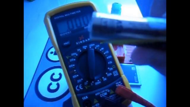 Uso del multímetro. Medidas de pilas y baterías. смотреть онлайн