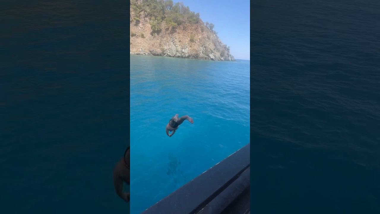 Запретили прыгать с третьей палубы на Турецком корабле смотреть онлайн