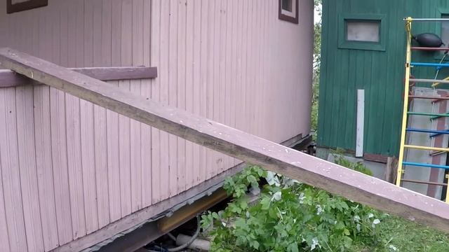 Подъем дома на винтовой свайный фундамент. смотреть онлайн
