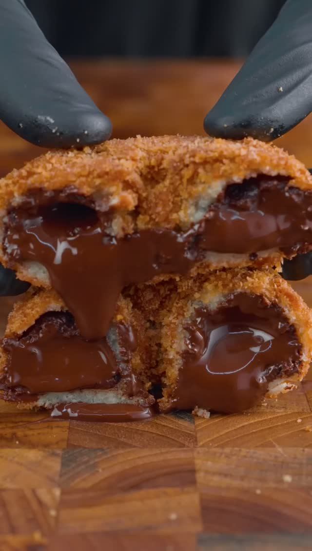 ШОКОЛАДНЫЕ СЫРНЫЕ КОЛЕЧКИ | АСМР кулинария и еда