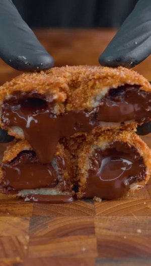 ШОКОЛАДНЫЕ СЫРНЫЕ КОЛЕЧКИ | АСМР кулинария и еда