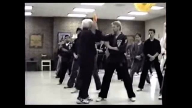 Ed Parker’s American Kenpo Karate смотреть онлайн