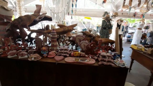 ОБЗОР КРУТОГО МАГАЗИНА СУВЕНИРОВ. ТЕНЕРИФЕ 🏝🌋 смотреть онлайн