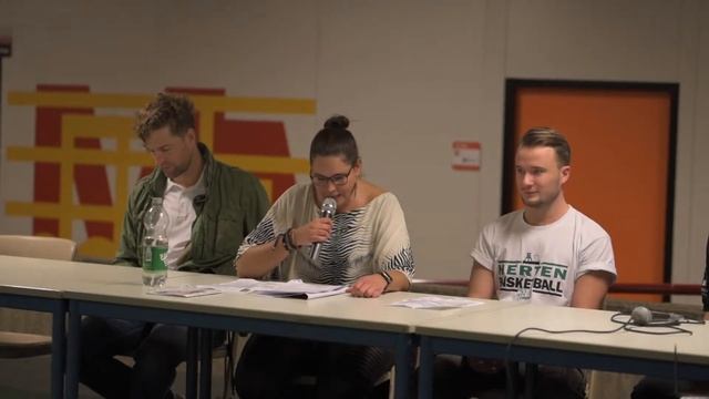 Pressekonferenz #4 смотреть онлайн