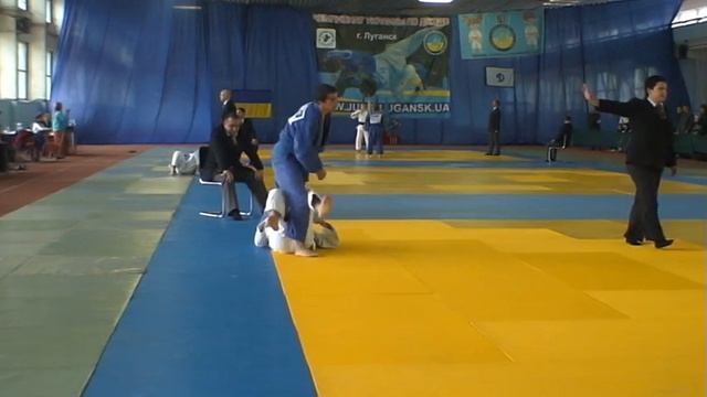 ЧУ U 23) Луганск Атанов Онуфрак видео СК Европа 2013 смотреть онлайн