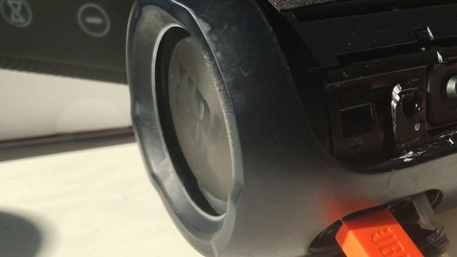 JBL FLIP 3 WAVY BASS TEST!! | Song Request By Beingking [2020] смотреть онлайн
