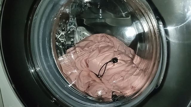 Стирка зимней куртки. Деликатная стирка 40 смотреть онлайн